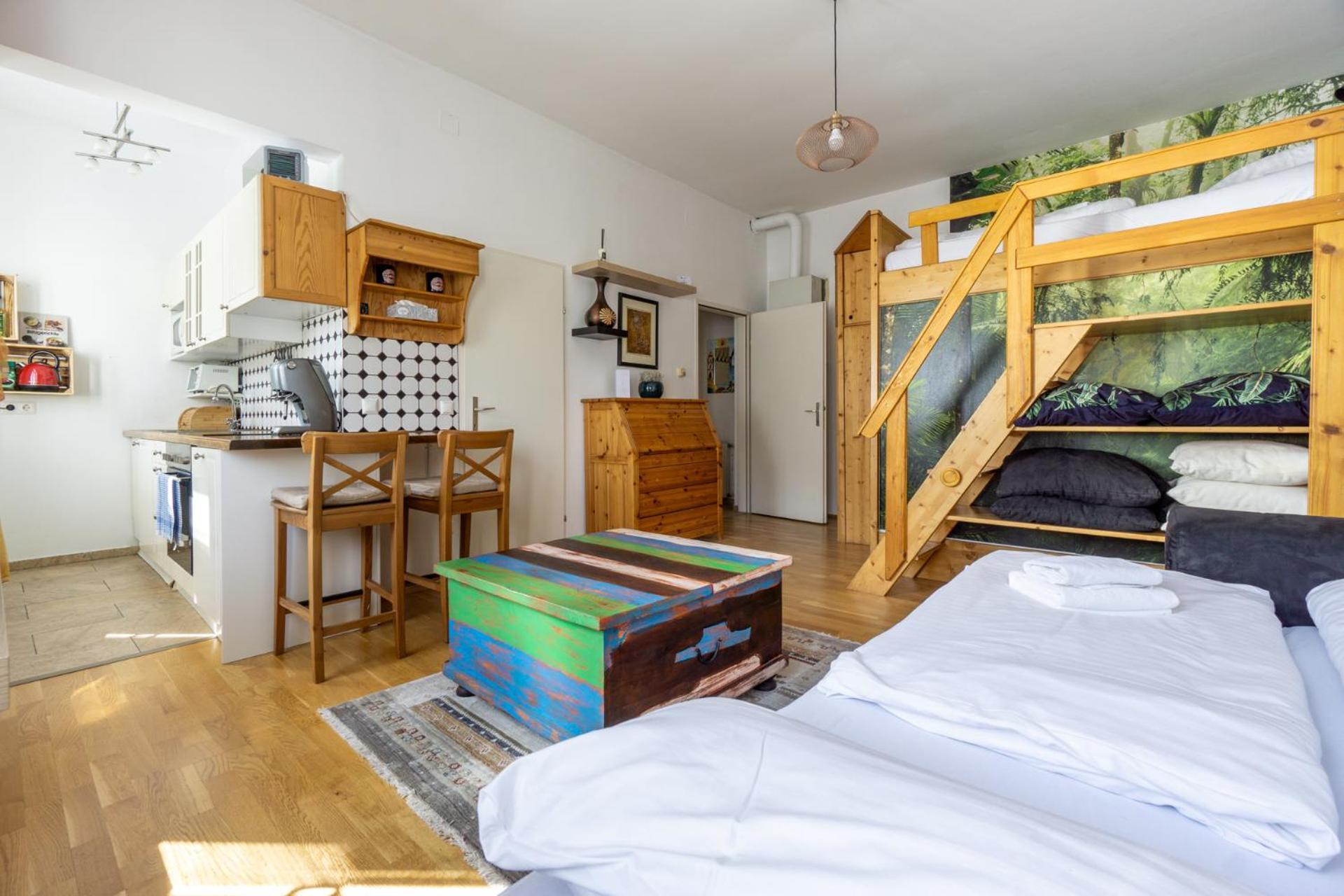 Next To Stadthalle & Westbahnhof 비엔나 외부 사진