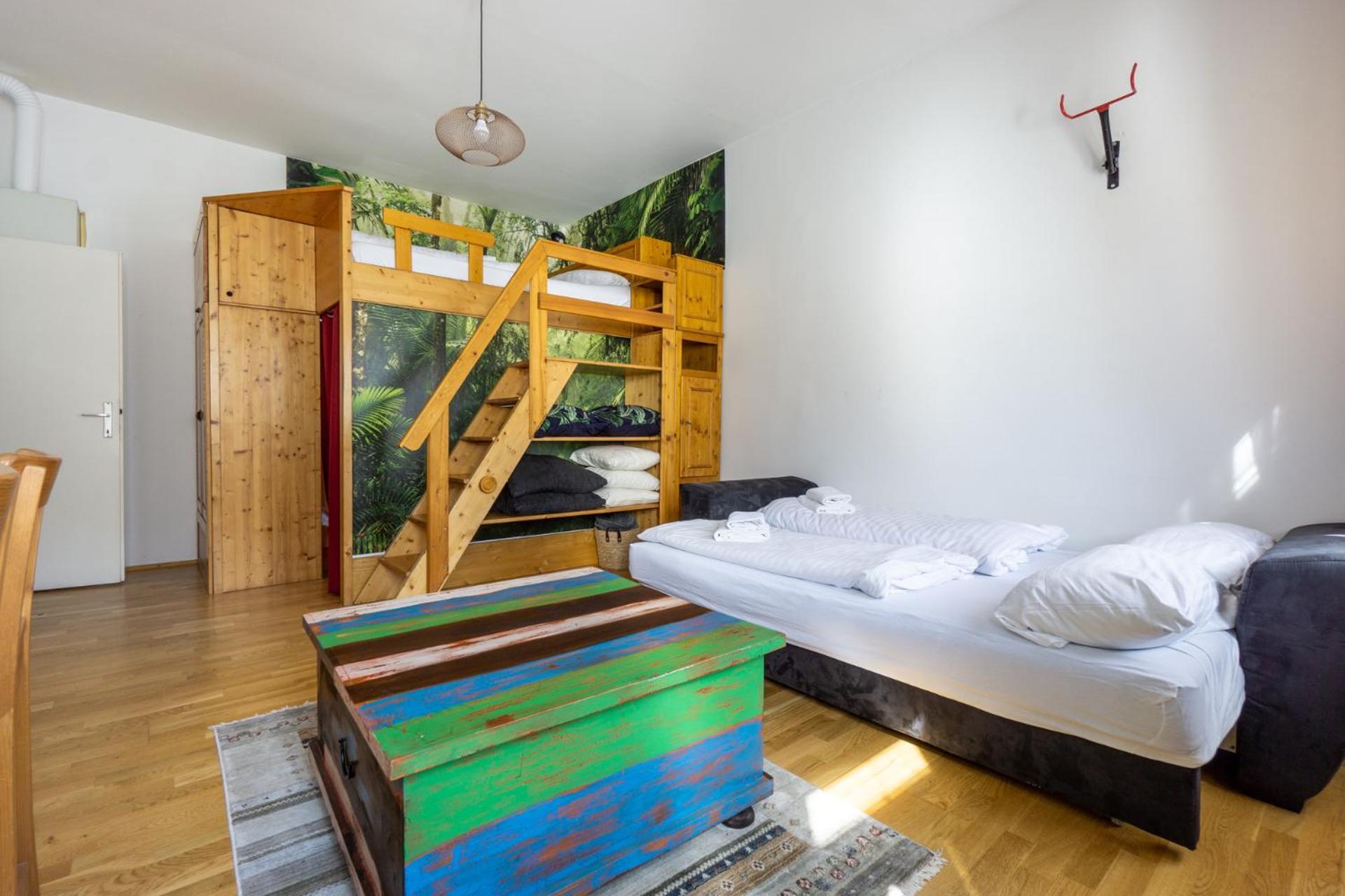 Next To Stadthalle & Westbahnhof 비엔나 외부 사진